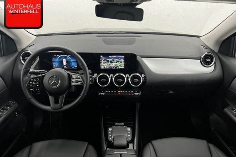 Mercedes-Benz GLA 220 GLA 220 d 4M STYLE AHK+MEMORY+KEYLESS+KAMERA+