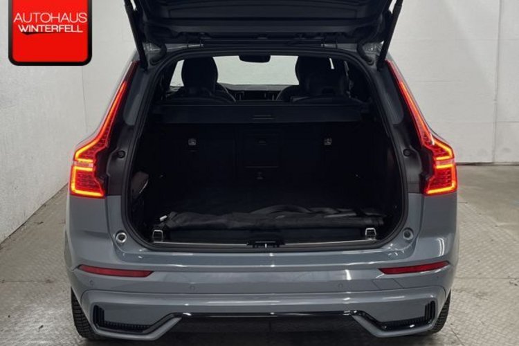 Volvo XC60 XC60 B4 AWD PLUS DARK PANO+AHK+MEMORY+H&amp;K+LED+