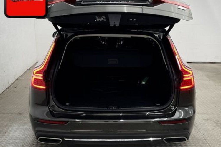 Volvo V60 V60 T8 INSCRIPTION RECH AWD AHK+KAMERA+KEYLESS+