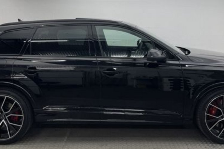 Audi SQ7 SQ7 4.0 TFSI qu 7SITZ+PANO+CARBON+AHK+STANDHZG+