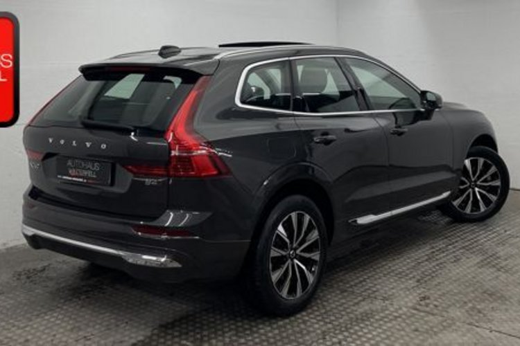 Volvo XC60 XC60 B4 D AWD PLUS BRIGHT PANO+AHK+STANDHZG+MEMO