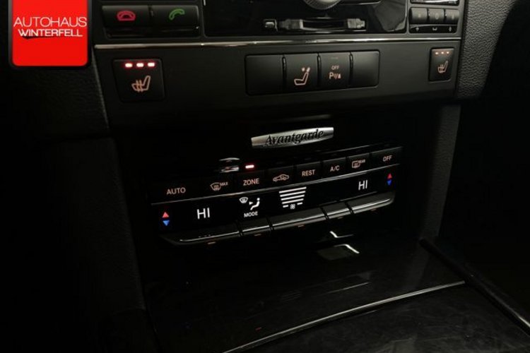 Mercedes-Benz E 300 E 300 T CDI AVANTGARDE PANO+AHK+NACHT+H&amp;K+MEMORY