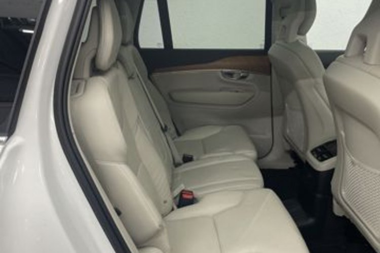Volvo XC90 XC90 Rech T8 AWD 7SITZ+PANO+AHK+MEMORY+H&amp;K+KAMER