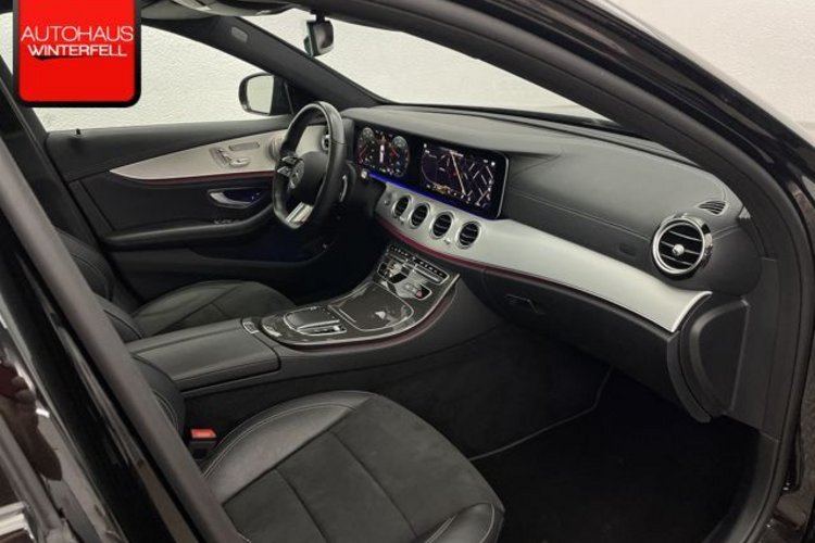 Mercedes-Benz E 300 E 300 de T 4M AMG NIGHT CARBON PANO+AHK+MEMO+