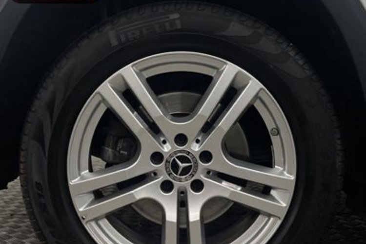 Mercedes-Benz GLB 220 GLB 220 d 7SITZ+DIGITAL+KAMERA+CARPLAY+AUGMENTED