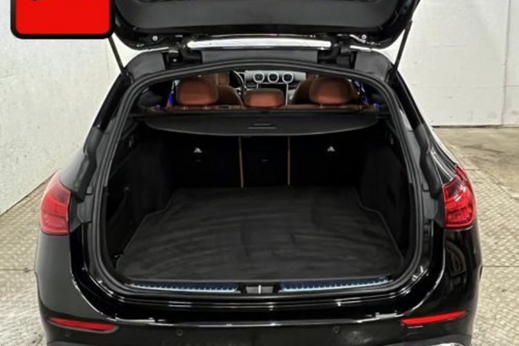 Mercedes-Benz C 300 C 300 4M T AMG PANO+MEMORY+360+HUD+NAPPA+LED+