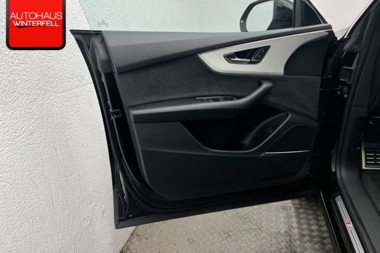 Audi Q8 Q8 55 TFSI qu S line PANO+AHK+STANDHZG+AIR-SPORT