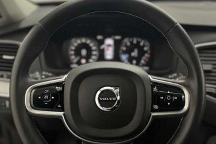 Volvo XC90 XC90 B5 B AWD PANO+AHK+LUFT+360+HUD+H/K+MEMORY+