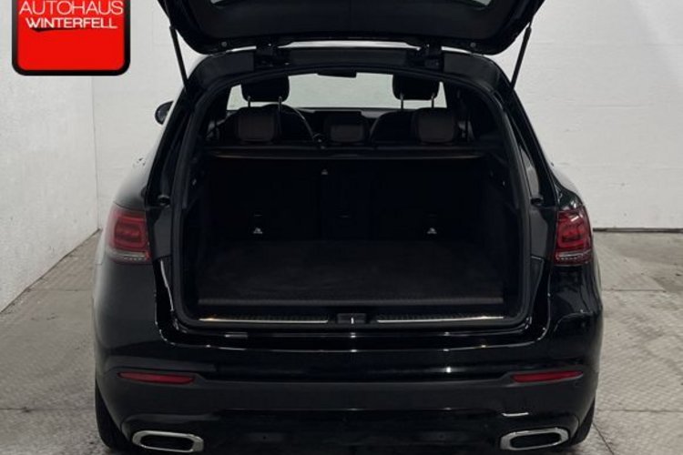 Mercedes-Benz GLC 300 GLC 300 de 4M NIGHT AMG 20Z PANO+AHK+AIR-BODY+