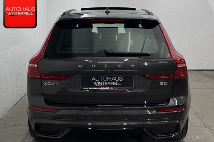 Volvo XC60 XC60 B5 AWD PLUS DARK PANO+GOOGLE+MEMO+KRISTALL+