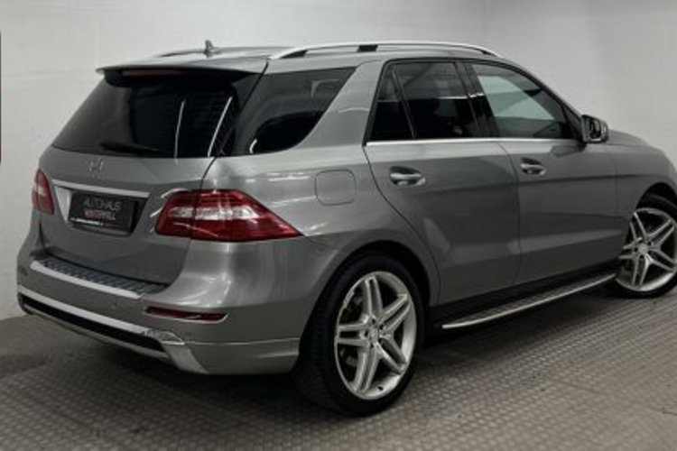 Mercedes-Benz ML 250 ML 250 CDI BT AMG SPORT AIRMATIC+21Z+TRITT+ILS+