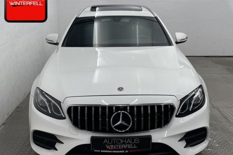 Mercedes-Benz E 300 E 300 T AMG LINE SCHIEBEDACH+KAMERA+CARPLAY+LED