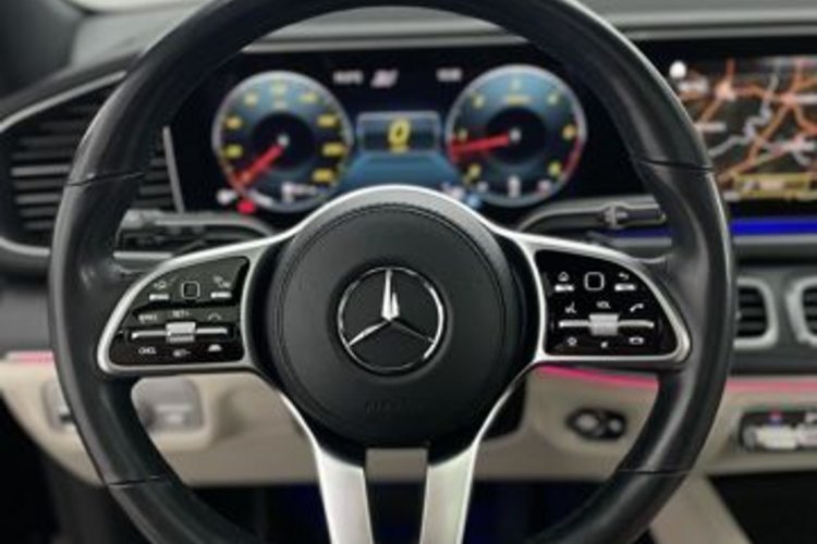 Mercedes-Benz GLE 400 GLE 400 d 4M AMG PANO+AHK+360+AIRMATIC+MEMO+BURM