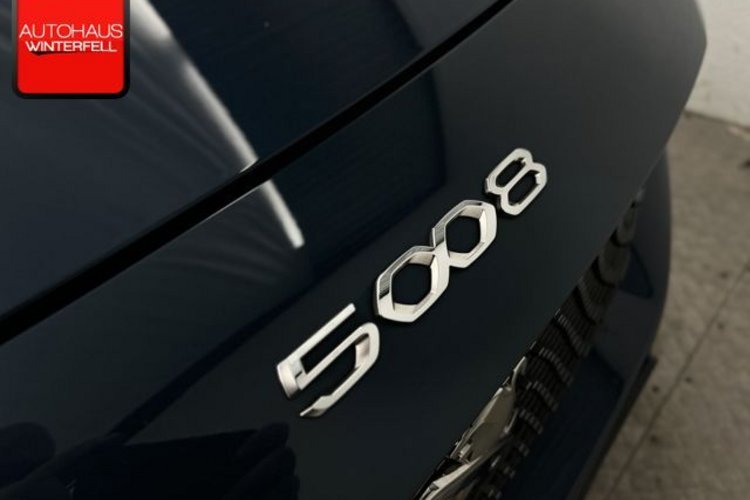Peugeot 5008 5008 BlueHDi 130 EAT8 GT 7SITZ+PANO+AHK+NIGHT+