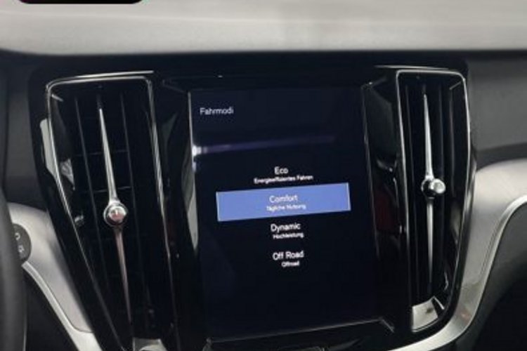 Volvo V60 Cross Country V60 CC B4 D AWD PANO+VOLL-LED+HARMAN/K+KAMERA+