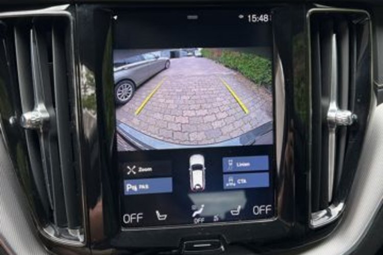 Volvo XC60 XC60 T8 AWD R-DESIGN PANO+LUFT+22Z+HUD+H&amp;K+STAND