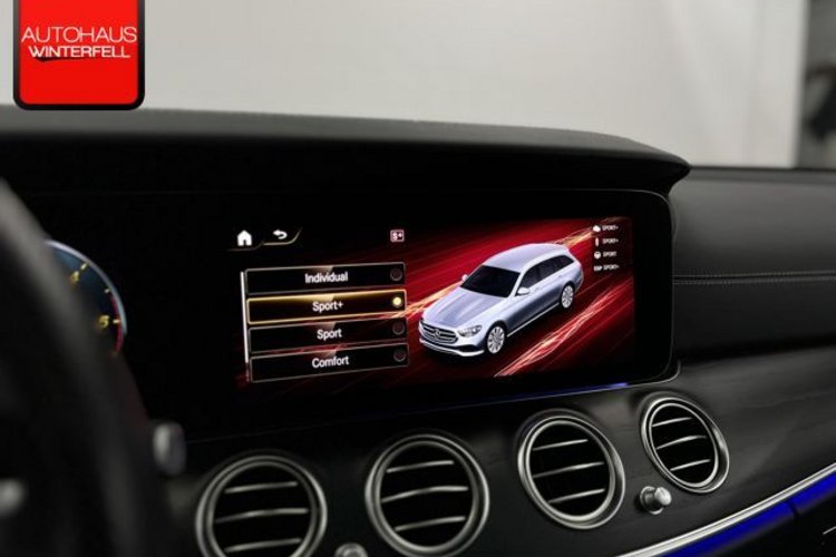 Mercedes-Benz E 400 E 400 d T 4M AMG NIGHT PANO+AIR-BODY+AHK+STANDH+