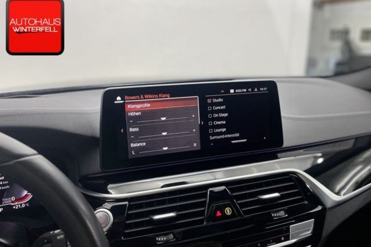 BMW 520 520 d xDrive Luxury Line INDIVIDUAL+PANO+B&amp;W+HUD