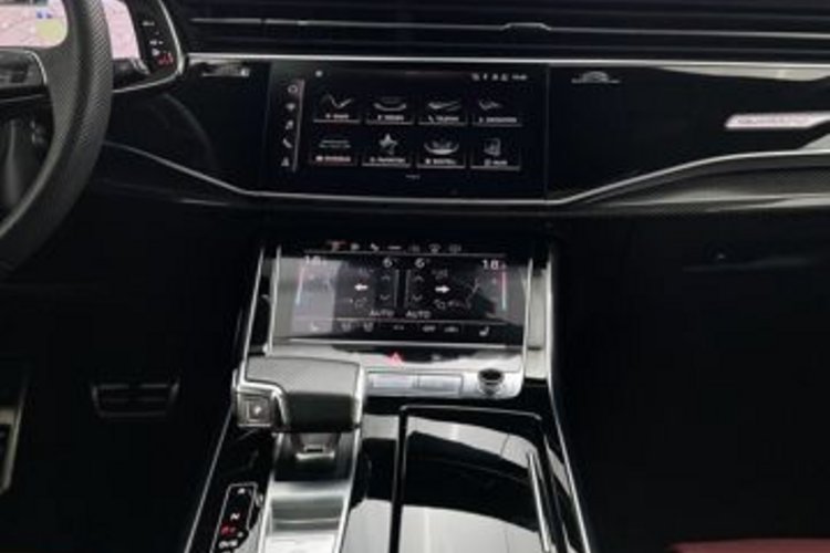 Audi SQ7 SQ7 4.0 TFSI qu 7SITZ+PANO+CARBON+AHK+STANDHZG+