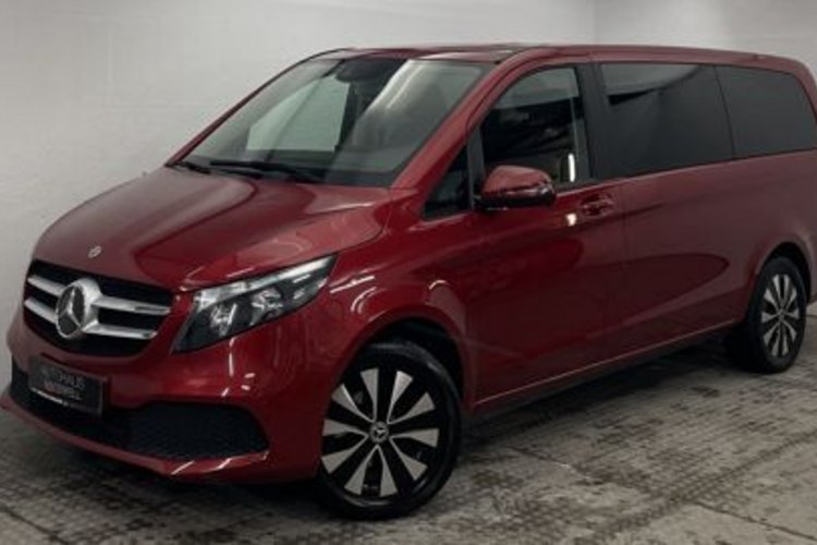 Mercedes-Benz V 220 V 220 d LANG 4M DESIGN 7SITZ+AHK+LUGANO+KAMERA+