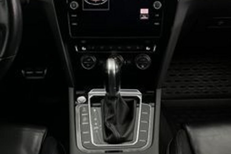 Volkswagen Passat Variant Passat Variant 2.0 TSI R-Line KAMERA+KEYLESS+ACC