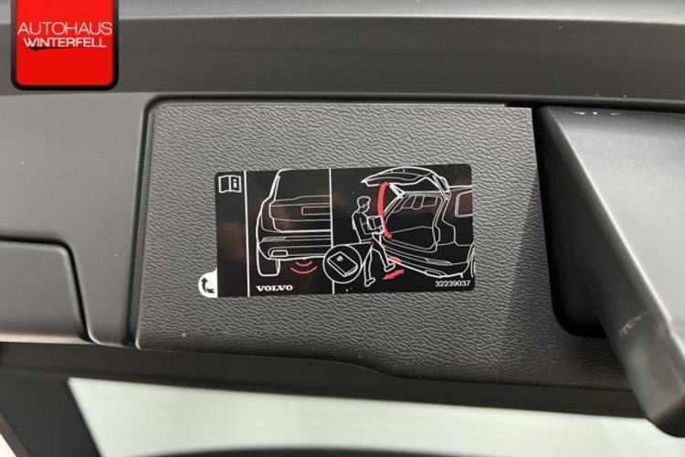 Volvo XC60 XC60 T8 AWD R-DESIGN PANO+LUFT+22Z+HUD+H&amp;K+STAND