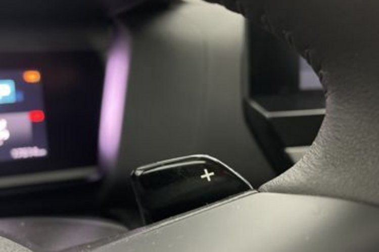 Citroën C4 C4 PureTech 130 EAT8 FEEL PACK LED+KAMERA+KLIMA+