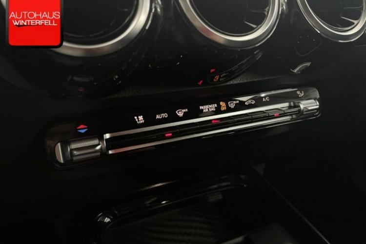 Mercedes-Benz GLB 180 GLB 180 d PROGRESSIVE NIGHT 7SITZER+DIGITAL+MBUX