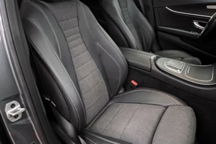 Mercedes-Benz E 220 E 220 d 4M All-Terrain NIGHT AMG19Z HUD+KEYLESS+