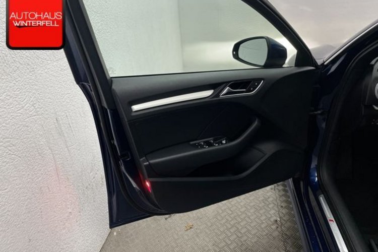 Audi A3 A3 Sportback 1.6 TDI S line ROTOR+KEYLESS+ACC+