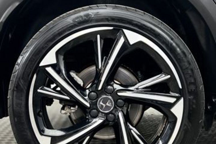 DS Automobiles DS7 (Crossback) DS7 Crossback 130 ANTOINE DE SAINT PANO+MEMORY