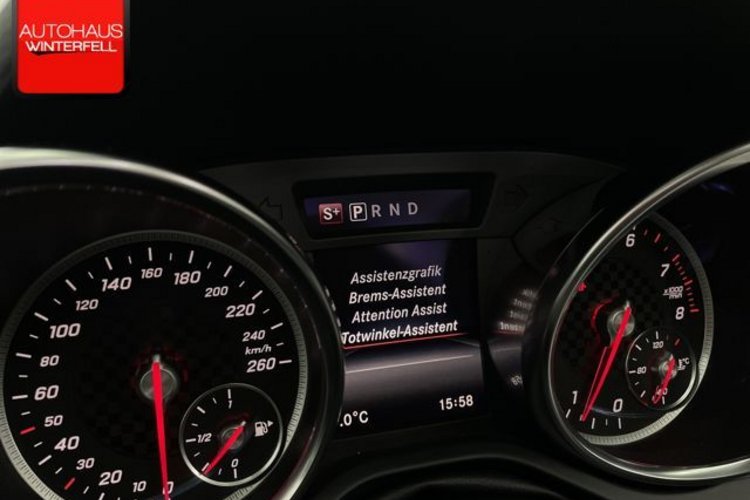 Mercedes-Benz SLC 200 SLC 200 AMG PANO+KAMERA+HARMAN/K+ILS+AIR-SCARF+