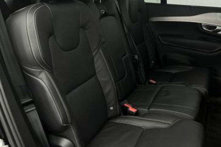 Volvo XC90 XC90 B5 D ULTIMATE BRIGHT 7SITZ+PANO+B&amp;W+NUBUK+