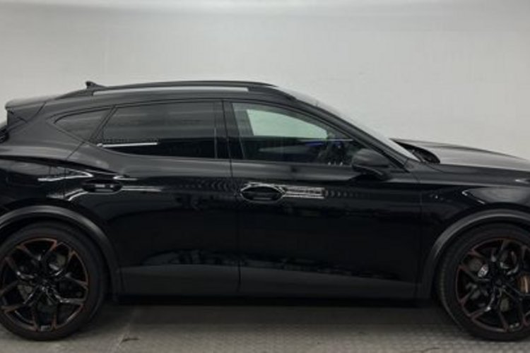 Cupra Formentor Formentor VZ5 2.5 TSI 4D CARBON+SCHALE+360+BEATS