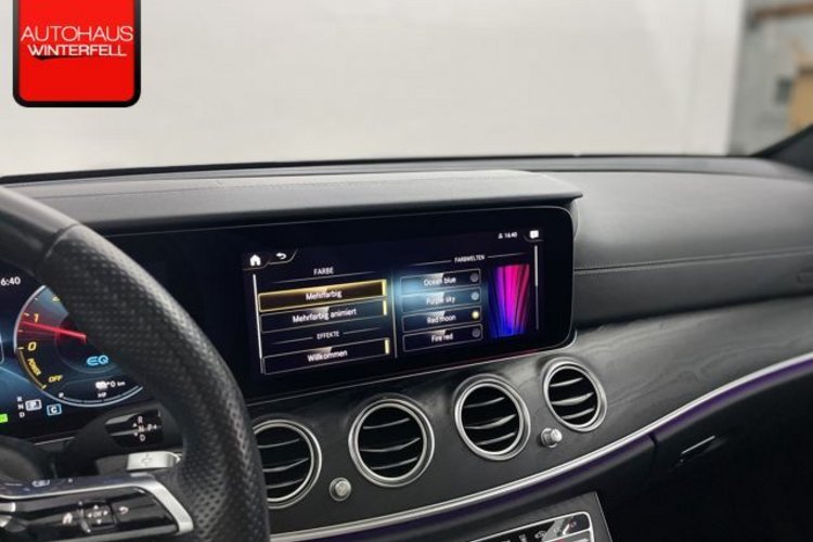 Mercedes-Benz E 300 E 300 de T 4M AMG NIGHT PANO+AHK+HUD+DISTRONIC+