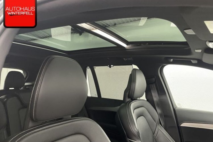Volvo XC90 XC90 B5 AWD R-DESIGN 7SITZ+PANO+AHK+22Z+360+MEMO