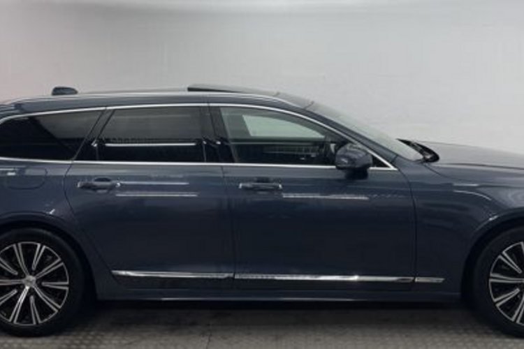Volvo V90 V90 T8 Rech. AWD PANO+B&amp;W+AHK+HUD+MEMO+STANDH