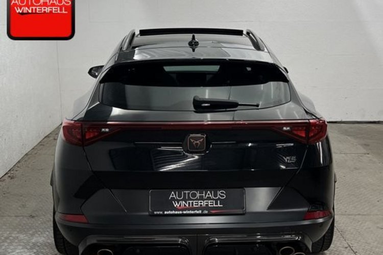 Cupra Formentor Formentor VZ5 2.5 TSI 4D CARBON PANO+MEMO+360+