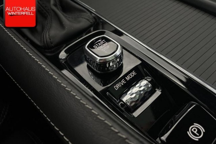 Volvo V90 V90 D4 PANO+AHK+MEMORY+360+HUD+STANDHEIZUNG+