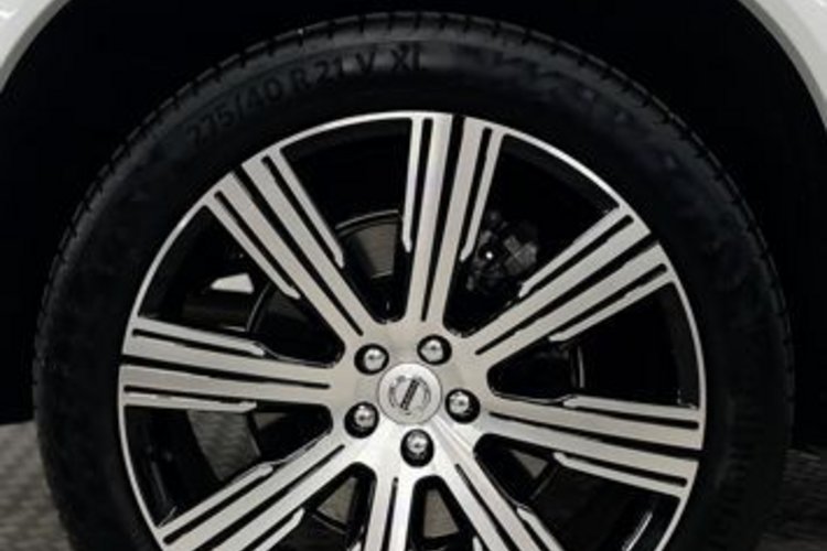 Volvo XC90 XC90 B5 AWD ULTIMATE BRIGHT 7SITZ+PANO+MASSAGE+