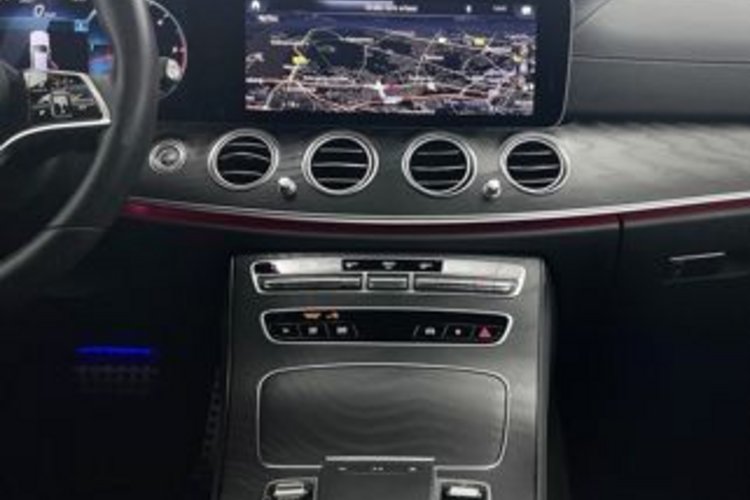 Mercedes-Benz E 400 E 400 d T 4M All-Terrain NIGHT AMG 20Z+PANO+MEMO