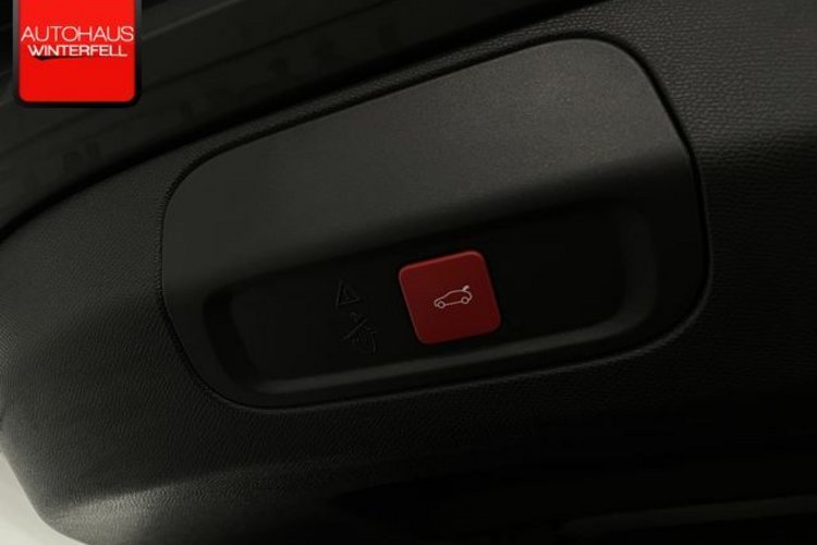 Peugeot 408 408 HYBRID 136 e-DSC6 GT PANO+MEMO+360+3D-TACHO+