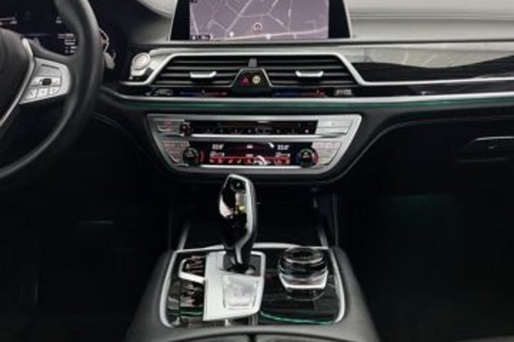 BMW 730 730 Ld xD LANG INDIVIDUAL+PANO-SKY+EXECUTIVE+