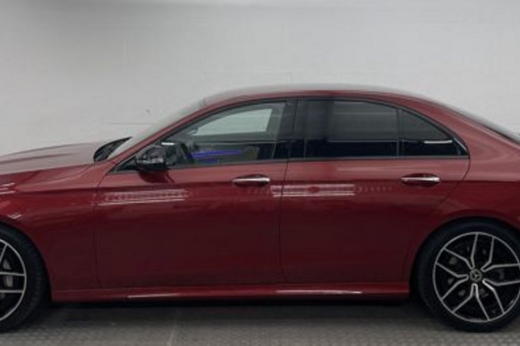 Mercedes-Benz E 400 E 400 d 4M AMG NIGHT MEMO+ABC+HUD+360+MASSAGE+