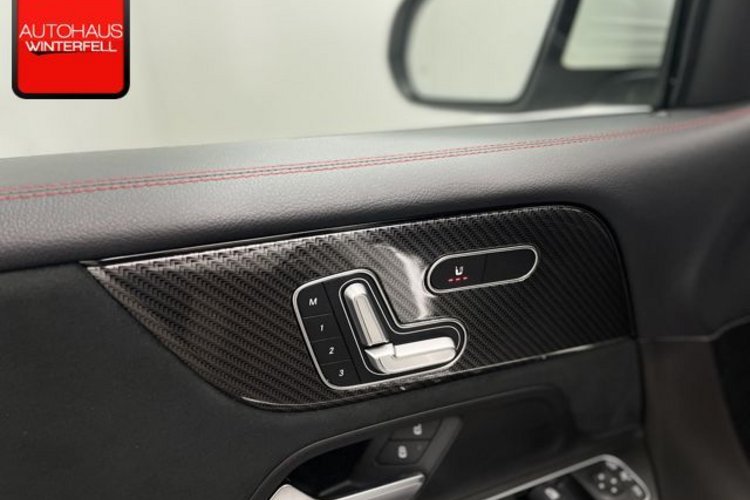 Mercedes-Benz GLB 200 GLB 200 d AMG LINE 7SITZ+PANO+DIGITAL+KAMERA+LED