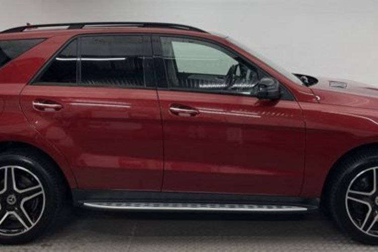 Mercedes-Benz GLE 350 GLE 350 d 4M AMG NIGHT PANO+360+STANDHEIZUNG+LED