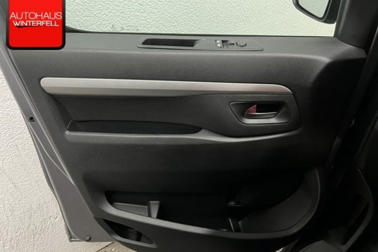 Citroën SpaceTourer Spacetourer M 2.0 145 EAT8 Business 9SITZ+AHK+