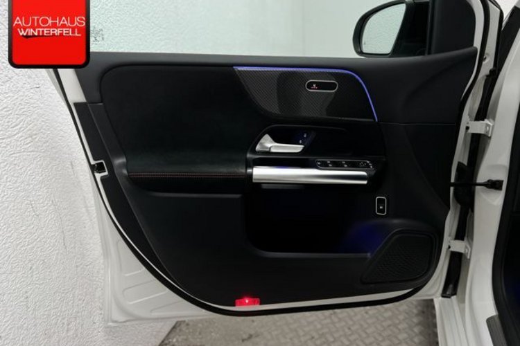 Mercedes-Benz B 250 B 250 e AMG NIGHT CARBON KAMERA+DIGITAL+LED+MBUX
