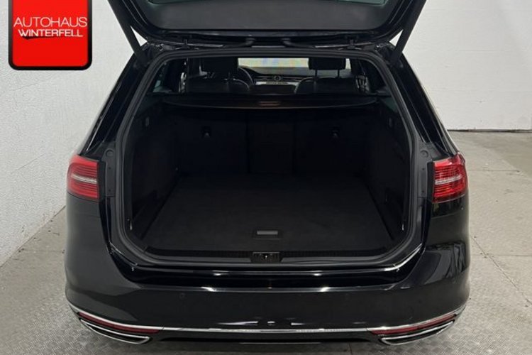 Volkswagen Passat Variant Passat Variant 2.0 TSI R-Line KAMERA+KEYLESS+ACC