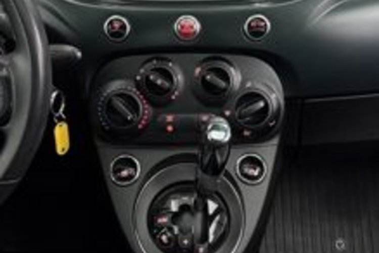 Fiat 500 500 1.2 8V Rockstar PANORAMA+CARPLAY+PDC+KLIMA+